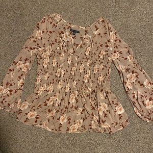 American Eagle Floral Long Sleeve Top
